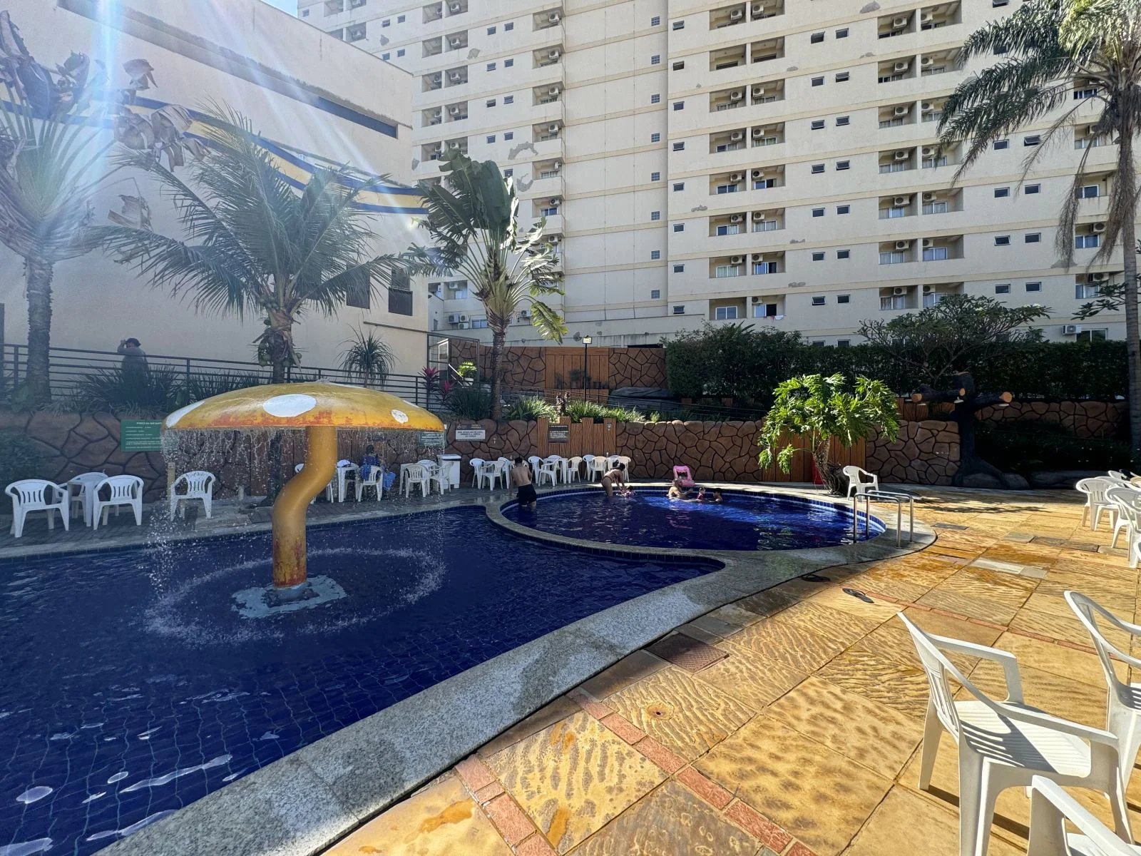 GOLDEN DOLPHIN G HOTEL em CALDAS NOVAS - GO — condomínio para aluguel por temporada